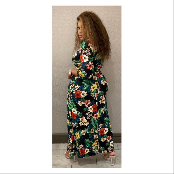 Vacay Bae Maxi Dress - Picture 3 of 3